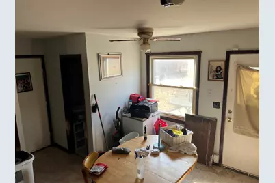 1060 N Highland Avenue, Aurora, IL 60506 - Photo 6