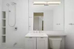 [Address not provided], Chicago, IL 60610 - Photo 16