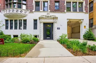 5421 S Cornell Ave, Chicago, IL 60615 - Photo 1