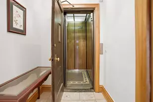 5421 S Cornell Ave, Chicago, IL 60615 - Photo 6