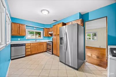 [Address not provided], Markham, IL 60428 - Photo 4