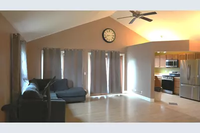 170 Inverness Court #2, Elk Grove Village, IL 60007 - Photo 6