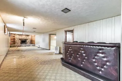 9430 S 81st Avenue, Hickory Hills, IL 60457 - Photo 20