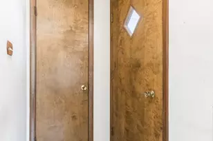 9430 S 81st Ave, Hickory Hills, IL 60457 - Photo 18