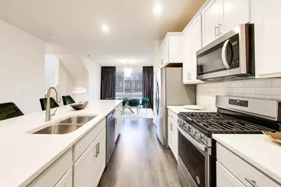 1296 Quadrant Lane, Schaumburg, IL 60173 - Photo 6