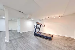 2111 Franklin Dr, Glenview, IL 60026 - Photo 30