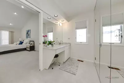 2111 Franklin Drive, Glenview, IL 60026 - Photo 18