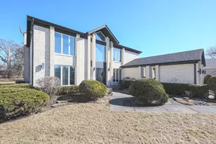 2111 Franklin Dr, Glenview, IL 60026 - Photo 2
