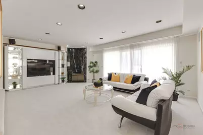 2111 Franklin Drive, Glenview, IL 60026 - Photo 6