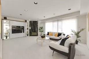 2111 Franklin Dr, Glenview, IL 60026 - Photo 6