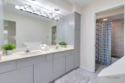 2111 Franklin Drive, Glenview, IL 60026 - Photo 24