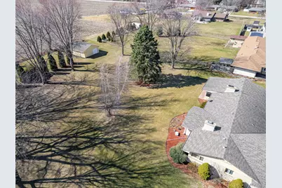 7681 Mill Road, Rockford, IL 61108 - Photo 40