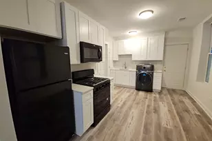 2216 W 21st Pl, Chicago, IL 60608 - Photo 6