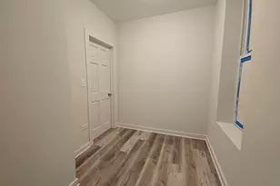 2216 W 21st Pl, Chicago, IL 60608 - Photo 16