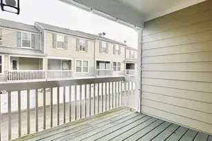 2518 Anna Wy, Elgin, IL 60124 - Photo 8