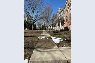 2518 Anna Way, Elgin, IL 60124 - Photo 2