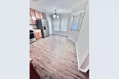 2518 Anna Way, Elgin, IL 60124 - Photo 6