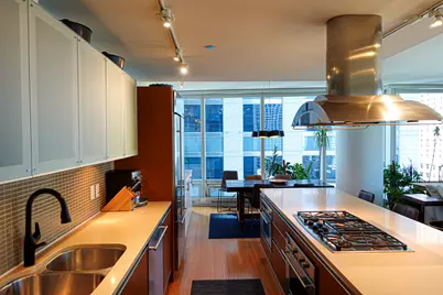 340 E Randolph Street #1106, Chicago, IL 60601 - Photo 6