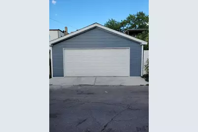 642 N Central Park Avenue, Chicago, IL 60624 - Photo 2