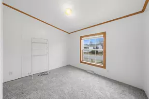 157 Sparrow Dr, Lynwood, IL 60411 - Photo 10