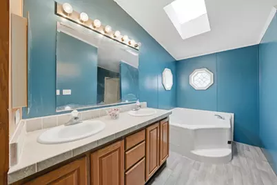 157 Sparrow Drive, Lynwood, IL 60411 - Photo 6