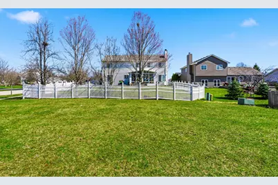 100 Sycamore Drive, Bolingbrook, IL 60490 - Photo 38