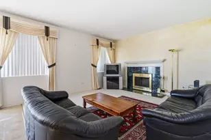 100 Sycamore Dr, Bolingbrook, IL 60490 - Photo 16