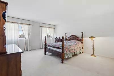 100 Sycamore Drive, Bolingbrook, IL 60490 - Photo 18