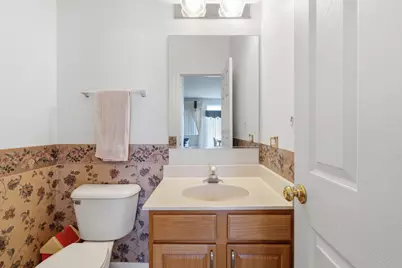 100 Sycamore Drive, Bolingbrook, IL 60490 - Photo 28