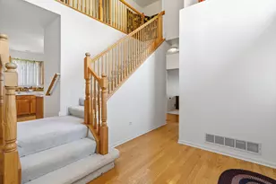 100 Sycamore Dr, Bolingbrook, IL 60490 - Photo 14