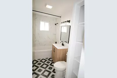 903 Porter Street, Lemont, IL 60439 - Photo 14