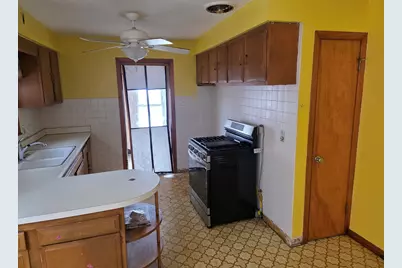 7747 W Balmoral Avenue, Chicago, IL 60656 - Photo 4