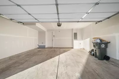 2031 Sequoia Avenue, Mundelein, IL 60060 - Photo 6