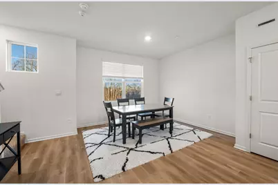 2031 Sequoia Avenue, Mundelein, IL 60060 - Photo 18