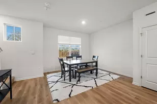 2031 Sequoia Ave, Mundelein, IL 60060 - Photo 18