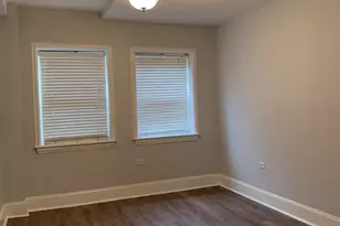 7010 S Merrill Ave, Chicago, IL 60649 - Photo 4