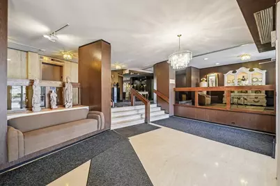 7061 N Kedzie Avenue #1010, Chicago, IL 60645 - Photo 2