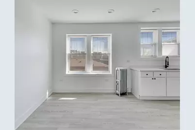 7425 N Campbell Avenue #3, Chicago, IL 60645 - Photo 6