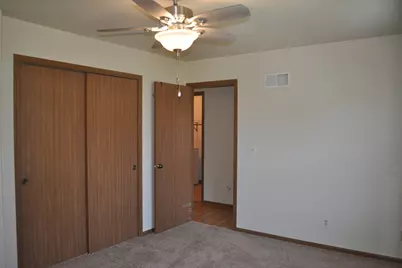 521 S Railroad Street, Montgomery, IL 60538 - Photo 12