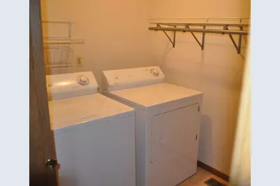 521 S Railroad Street, Montgomery, IL 60538 - Photo 16