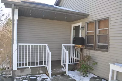 521 S Railroad Street, Montgomery, IL 60538 - Photo 2