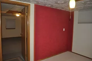 521 S Railroad St, Montgomery, IL 60538 - Photo 26