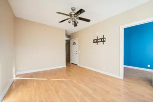 1815 S Ruble St, Chicago, IL 60616 - Photo 6