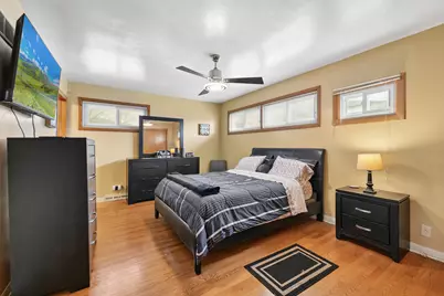 [Address not provided], Oak Lawn, IL 60453 - Photo 12