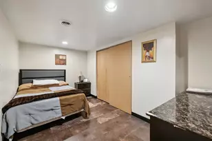 4437 W 100th St, Oak Lawn, IL 60453 - Photo 18