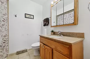 4437 W 100th St, Oak Lawn, IL 60453 - Photo 8