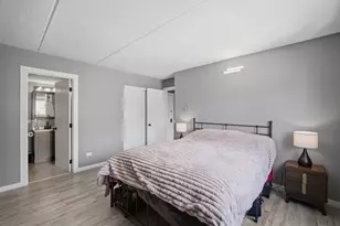 110 Klein Creek Ct, Carol Stream, IL 60188 - Photo 14