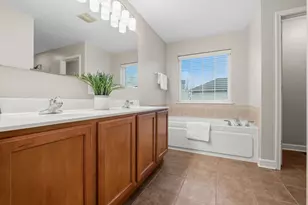 2843 Sweet Clover Way, Wauconda, IL 60084 - Photo 12