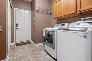 2843 Sweet Clover Way, Wauconda, IL 60084 - Photo 20