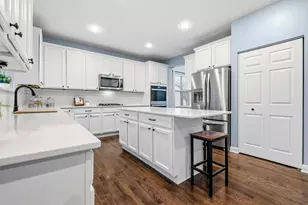 2843 Sweet Clover Way, Wauconda, IL 60084 - Photo 6